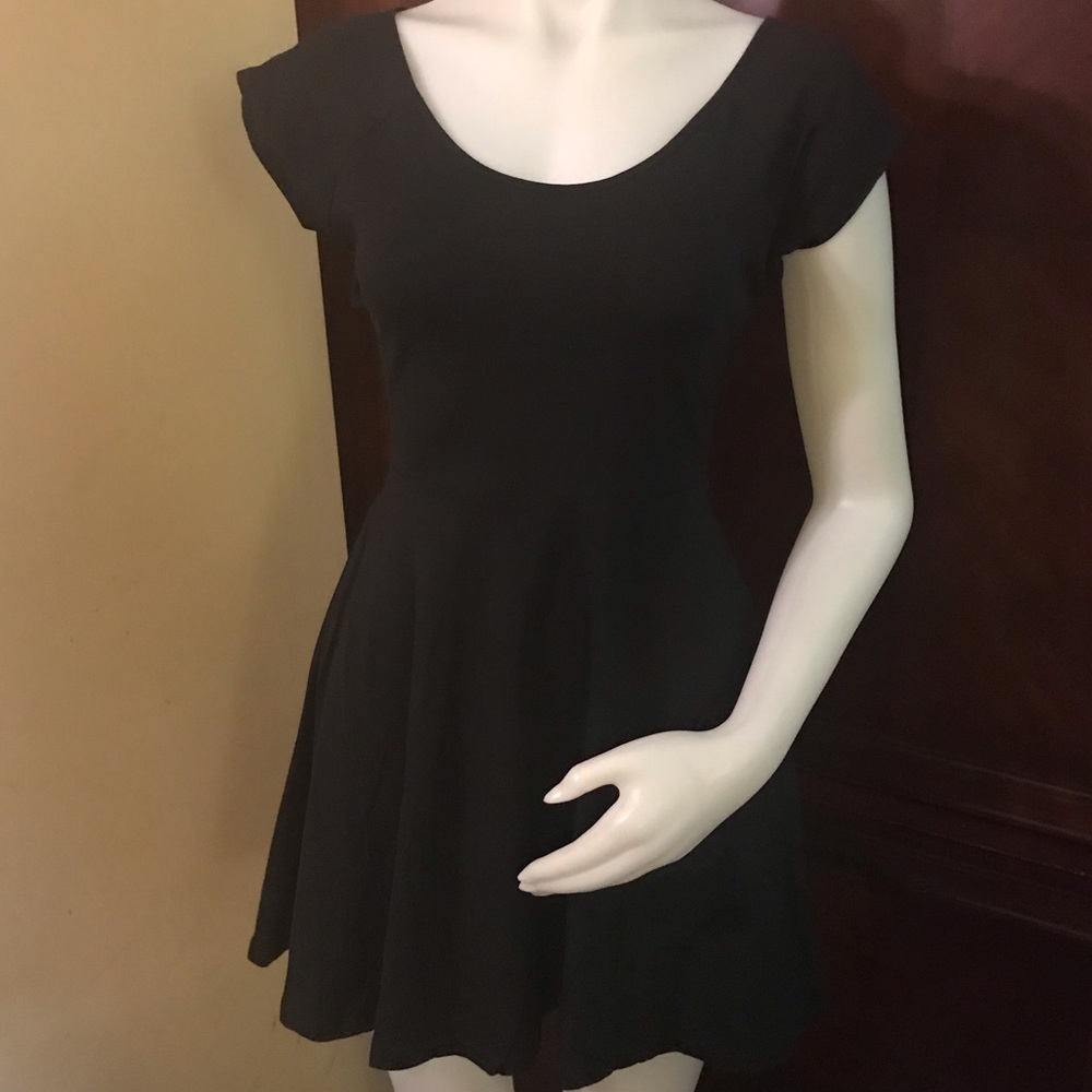 🆕 Catwalk Studio Black Mini Dress-Large